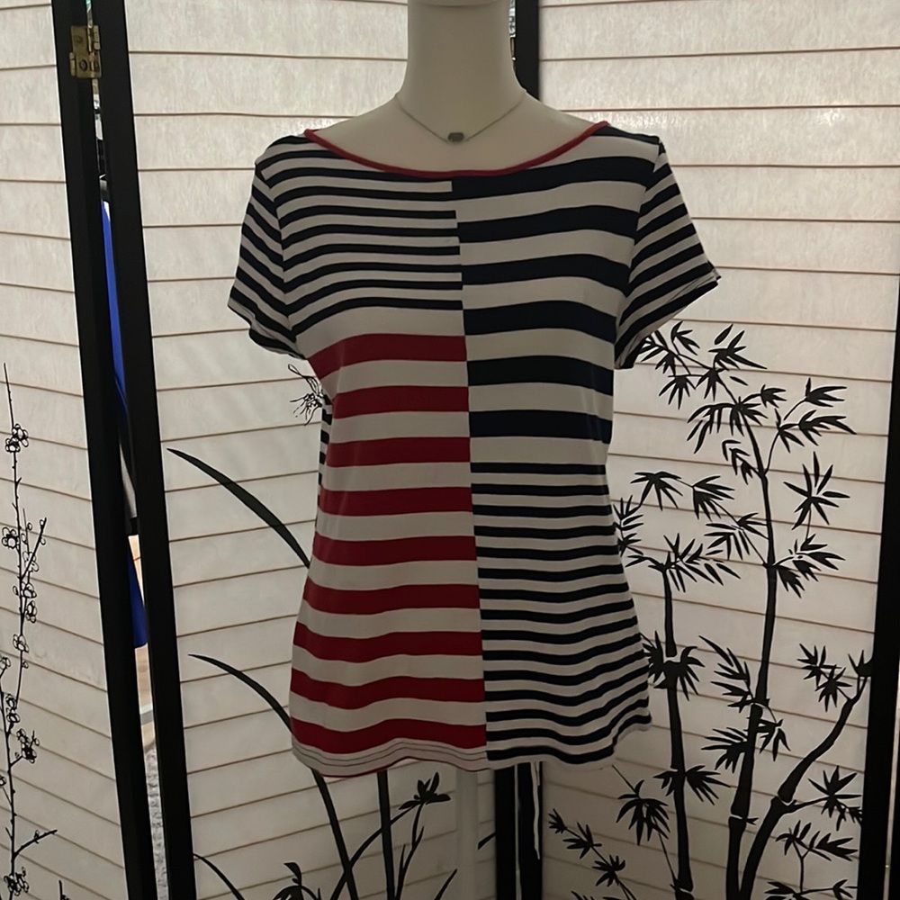 Feeling patriotic? This is the perfect top for you!
